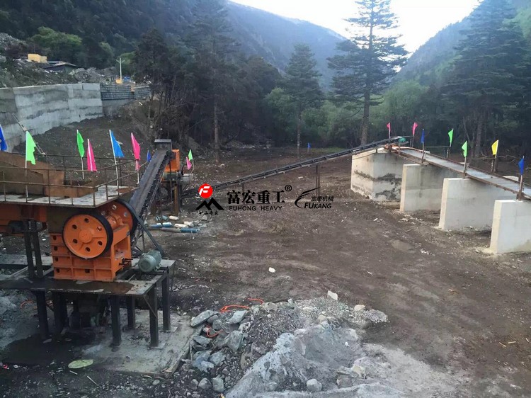 破碎機組工作現場